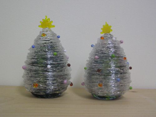http://tsubomi-glass.com/blow/christmas-tree2.jpg